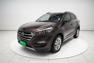 现代 途胜 2018款 1.6T 双离合两驱15周年特别版