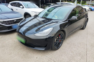 特斯拉 Model 3 2021款 改款 标准续航后驱升级版 3D1