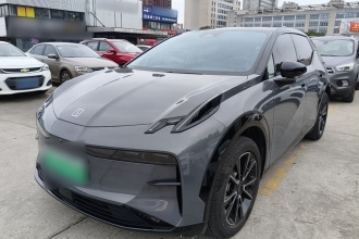 极氪X 2025款 四座后驱魔方版