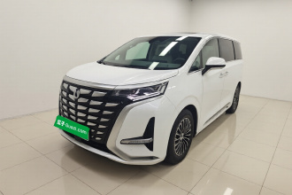 腾势D9 2022款 DM-i 970 四驱尊荣型