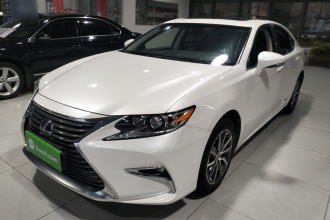 雷克萨斯ES 2015款 300h 舒适版