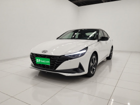 现代 伊兰特 2022款 1.5L CVT LUX尊贵版