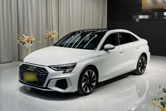 奥迪A3 2022款 A3L Limousine 35 TFSI 时尚运动型