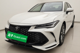 丰田 亚洲龙 2024款 双擎 2.0L 尊贵版