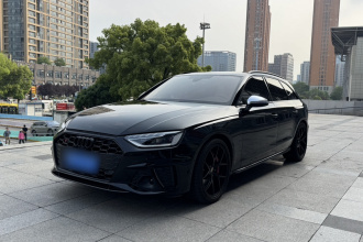 奥迪S4 2024款 S4 Avant 3.0TFSI