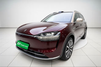 鸿蒙智行 问界M9 2025款 增程 Ultra版 52kWh 6座版 (192线激光雷达）