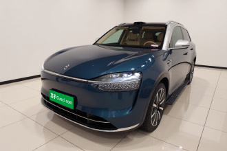 鸿蒙智行 问界M9 2024款 增程 Ultra版 42kWh 6座版