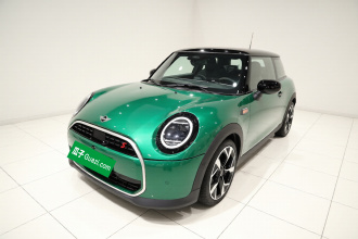 MINI 2025款 2.0T COOPER S 艺术家