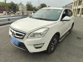 北京汽车 绅宝X65 2015款 2.0T 自动精英型
