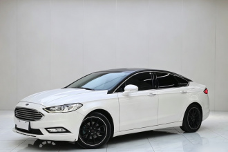 福特 蒙迪欧 2017款 EcoBoost 180 时尚型