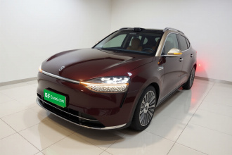 鸿蒙智行 问界M9 2025款 增程 Max版 52kWh 6座版 (192线激光雷达）