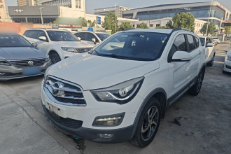海马S5 2016款 1.6L 手动豪华型科技版