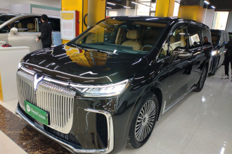 岚图汽车 岚图梦想家 2025款 PHEV 四驱旗舰鲲鹏版