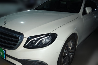 奔驰E级 2017款 E 300 L 运动时尚型