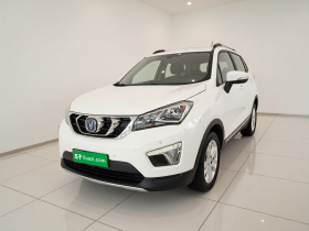 长安CS15 2016款 1.5L 手动时尚版