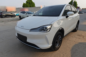 哪吒汽车 哪吒V 2022款 潮 300 Lite 磷酸铁锂