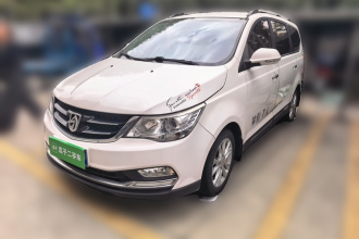 宝骏730 2016款 1.5L 手动舒适型 7座 国V