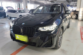 宝马X3 2022款 xDrive30i 领先型 M曜夜套装