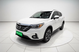 广汽传祺 传祺GS4 2017款 200T G-DCT两驱精英版