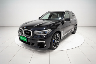 宝马X5 2022款 xDrive 40Li 尊享型M运动套装