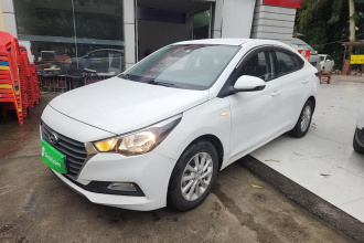 现代 悦纳 2016款 1.4L 手动炫酷版GLS
