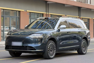 鸿蒙智行 问界M9 2024款 增程 Ultra版 42kWh 6座版