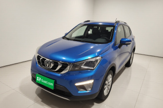 长安CS15 2016款 1.5L 手动时尚版