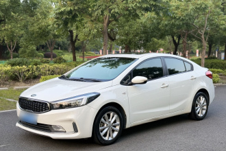 起亚K3 2016款 1.6L 自动天窗版
