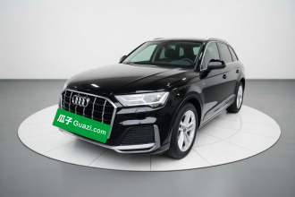 奥迪Q7 2022款 45 TFSI quattro S line运动型