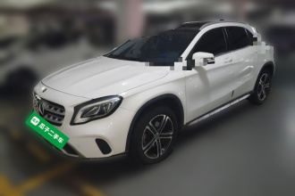 奔驰GLA 2018款 GLA 200 时尚型