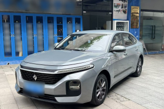 宝骏RC-5 2020款 1.5L CVT智耀精英型