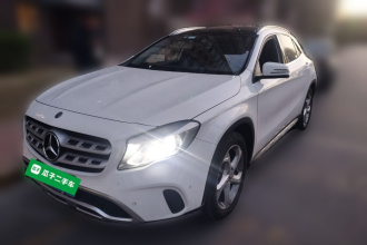 奔驰GLA 2018款 GLA 200 动感型