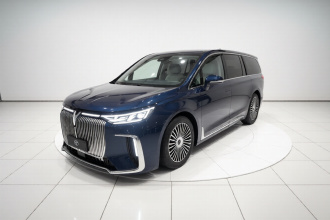 岚图汽车 岚图梦想家 2025款 PHEV 四驱旗舰鲲鹏版
