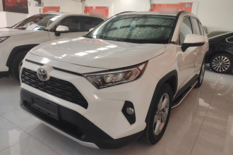 丰田 RAV4荣放 2020款 2.0L CVT两驱风尚PLUS版