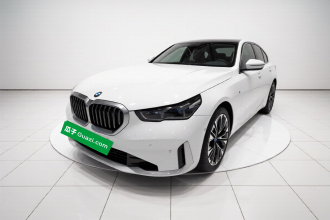 宝马5系 2024款 530Li 尊享型 豪华套装
