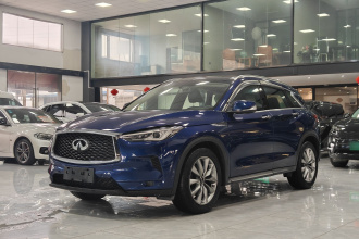 英菲尼迪QX50 2020款 2.0T 两驱时尚版