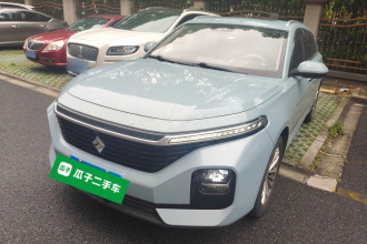 宝骏Valli 2021款 1.5T 伊犁牧场 CVT豪华型