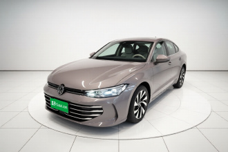 大众 帕萨特 2025款 Pro 380TSI 龙耀版