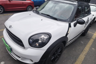 MINI Countryman 2016款 1.6T COOPER ALL4 Fun装备控