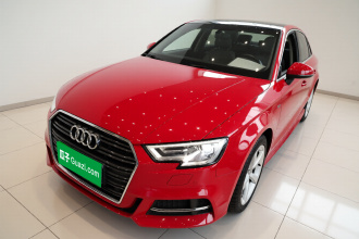 奥迪A3 2018款 30周年年型 Limousine 35 TFSI 时尚型