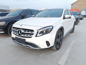 奔驰GLA 2018款 GLA 200 时尚型