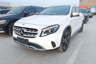 奔驰GLA 2018款 GLA 200 时尚型