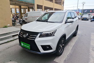 北汽幻速S7 2018款 1.5T 手动尊享型