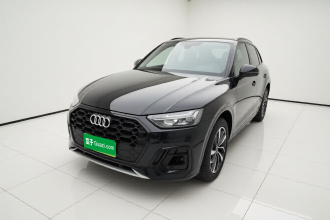奥迪Q5L 2023款 40T 豪华动感型