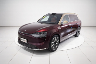 鸿蒙智行 问界M9 2025款 纯电 Ultra版 100kWh 6座版（896线激光雷达）