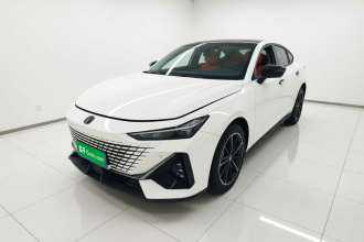 长安UNI-V 2022款 1.5T 尊贵型