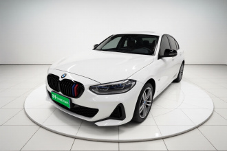 宝马1系 2021款 改款 120i M运动曜夜版