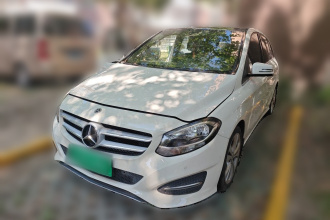 奔驰B级 2018款 B 200 动感型