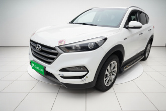 现代 途胜 2015款 1.6T 双离合两驱智能型
