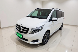 奔驰V级 2017款 V 260 L 尊贵加长版